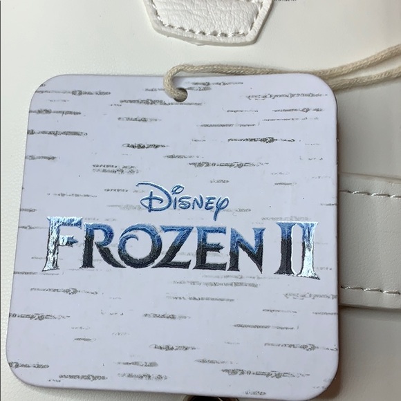 Loungefly Disney Frozen Olaf Flap Wallet - Picture 4 of 13